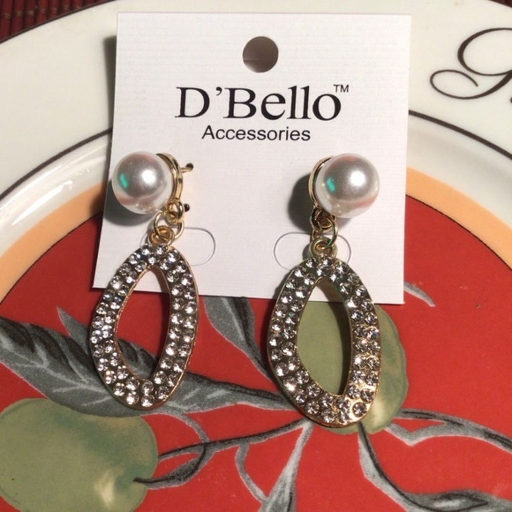 New pearls earrings